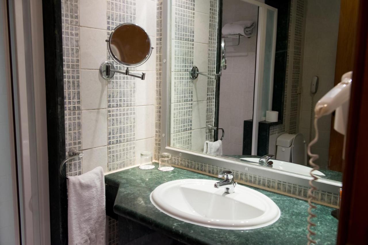 Swiss Inn Plaza Hotel 6th of October City Extérieur photo
